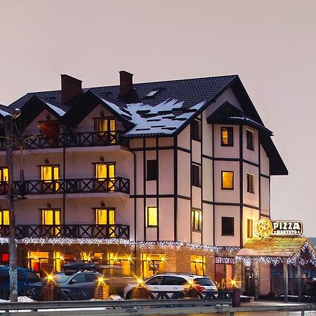Hotel Monysto Буковел Екстериор снимка