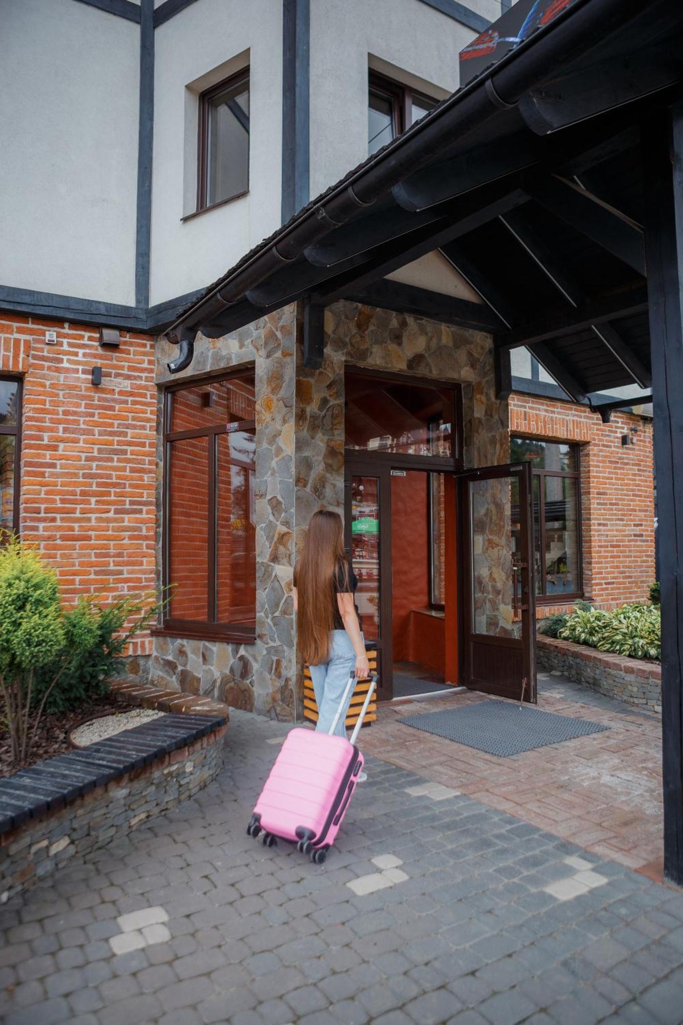 Hotel Monysto Буковел Екстериор снимка